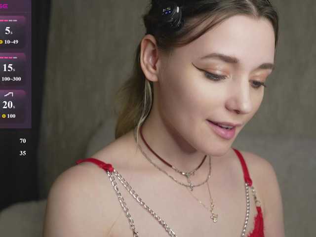 sweetari live cam on BongaCams
