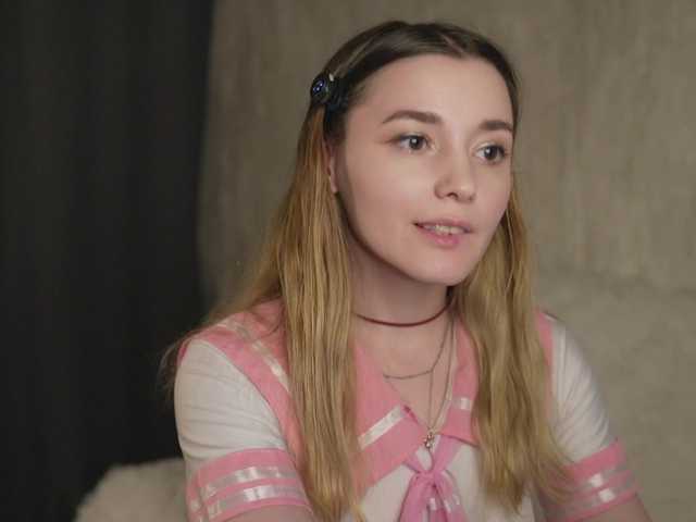 sweetari live cam on BongaCams