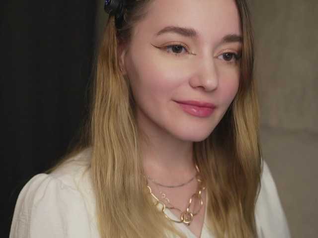 sweetari live cam on BongaCams