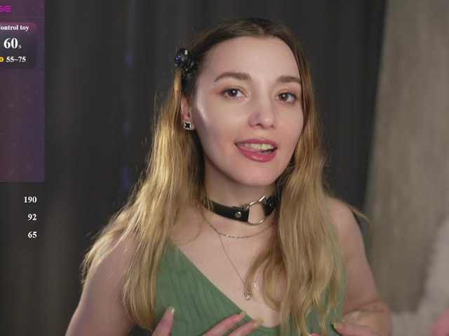 sweetari live cam on BongaCams