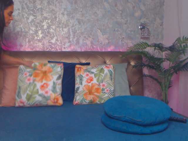lindacarter9 live cam on BongaCams