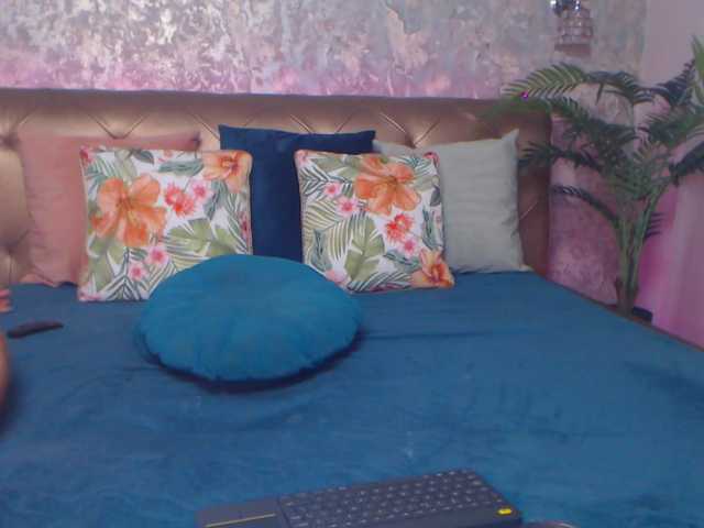 lindacarter9 live cam on BongaCams