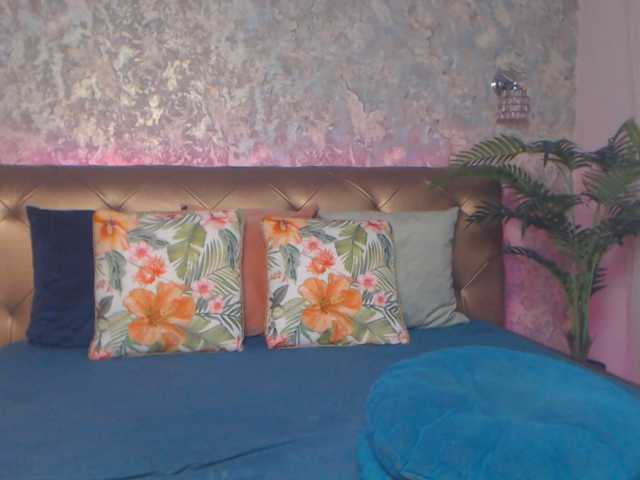 lindacarter9 live cam on BongaCams