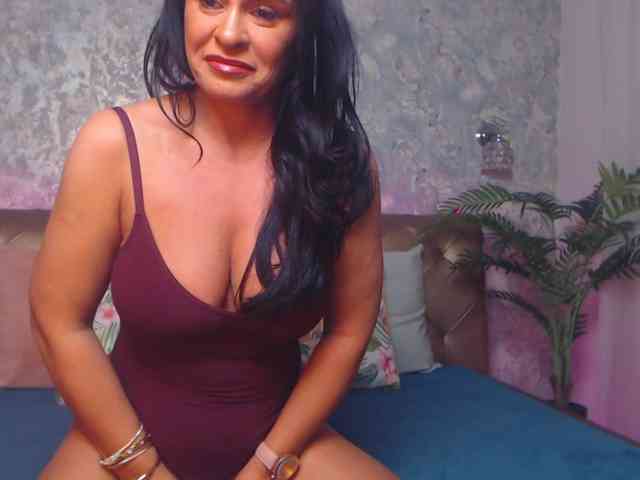 lindacarter9 webcam