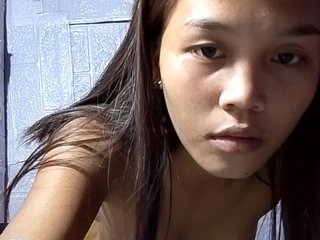 Image capture of Alison-pussy