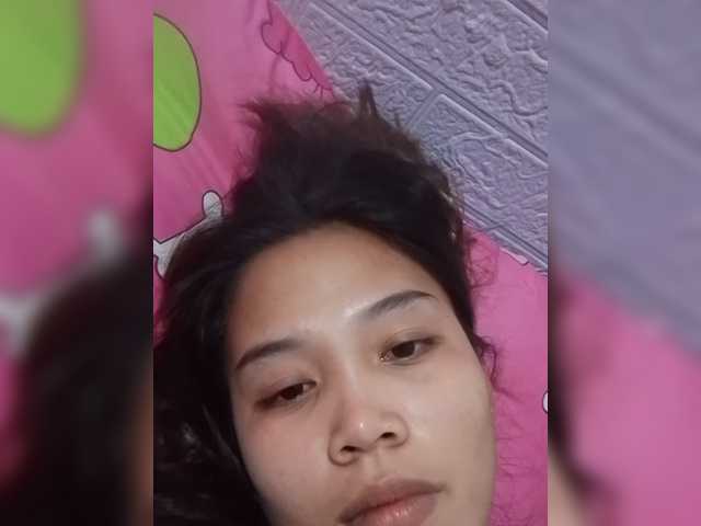 Alison-pussy live cam on BongaCams