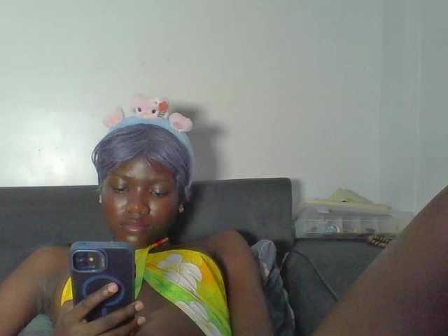 EbonyCandy's BongaCams show and profile