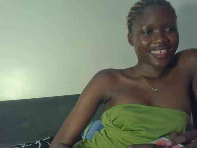 EbonyCandy webcam