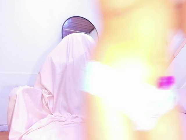 M1aH4rp3r live cam on BongaCams