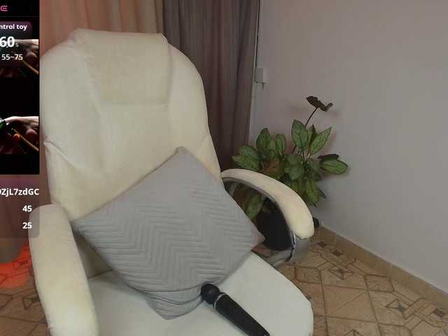 Roma-223 live cam on BongaCams