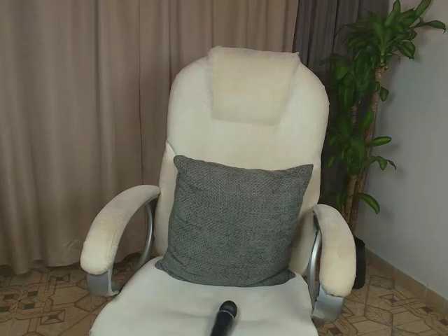 Roma-223, live now on BongaCams
