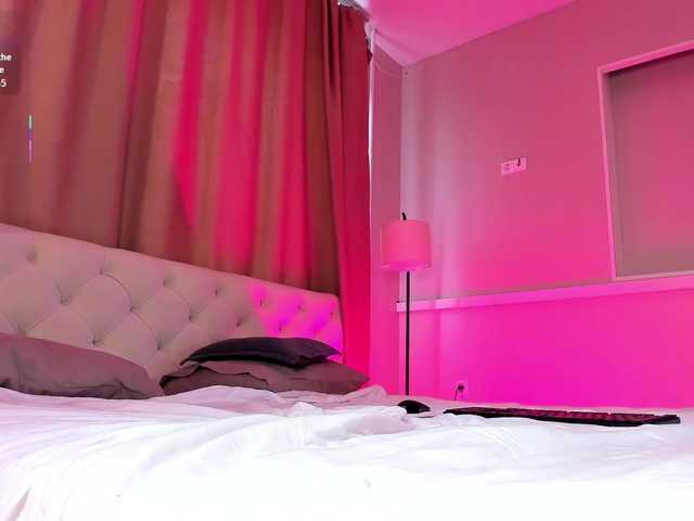 Jessica-Soon's BongaCams show and profile