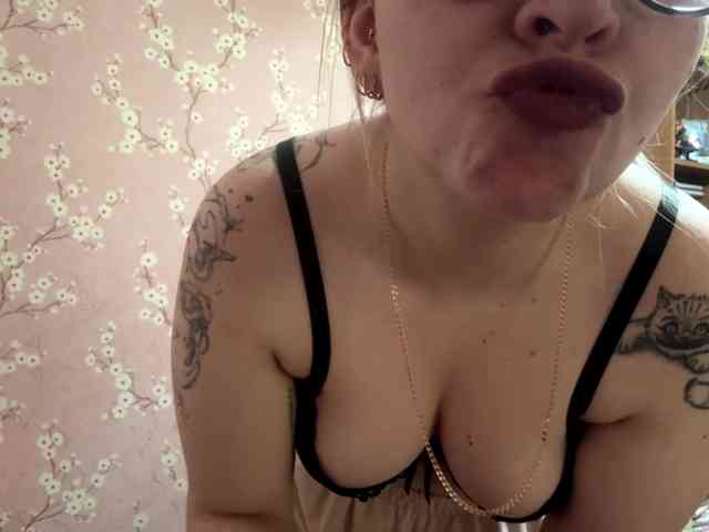 VelvetNightX webcam