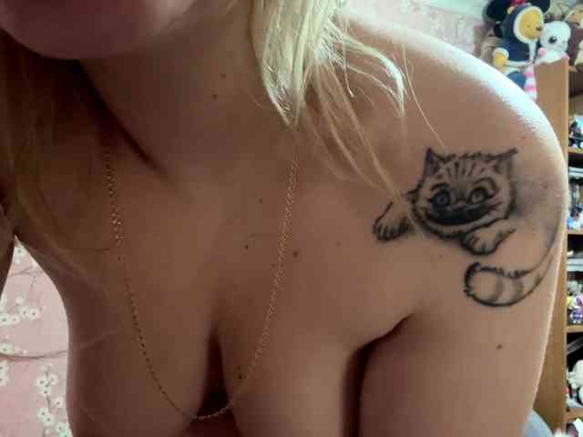 VelvetNightX webcam