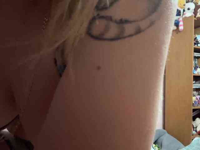 VelvetNightX webcam
