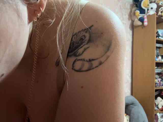 VelvetNightX webcam