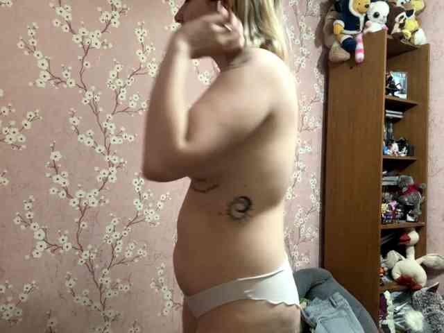 VelvetNightX webcam
