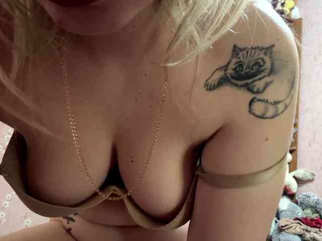 VelvetNightX webcam