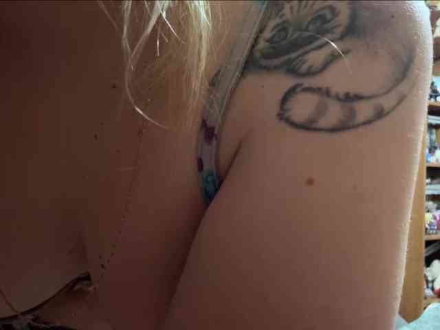 VelvetNightX webcam