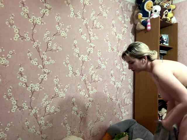 VelvetNightX webcam