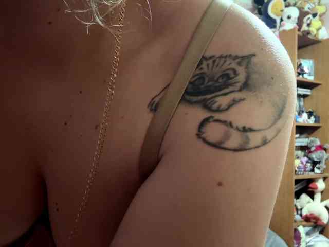 VelvetNightX webcam