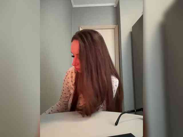 Kira_Beliesss webcam