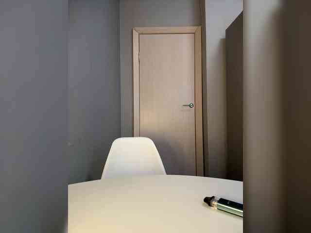 Kira_Beliesss webcam