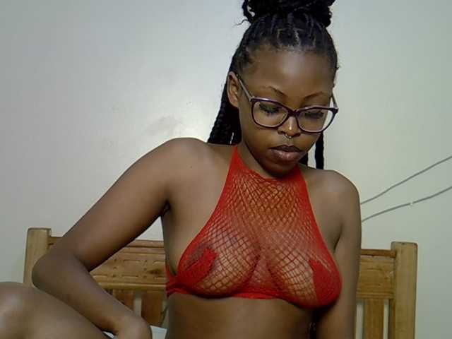 Prettybeca live cam on BongaCams