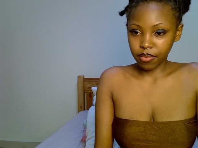 Prettybeca live cam