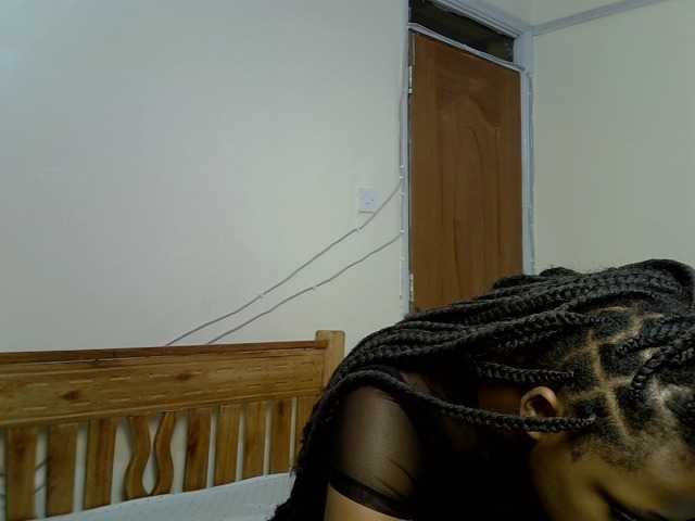 Prettybeca live cam on BongaCams