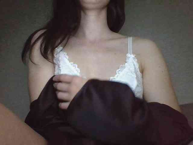 Liana-nik03 webcam