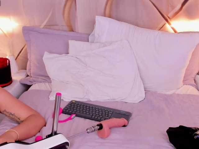 Laurenbrithe live cam on BongaCams
