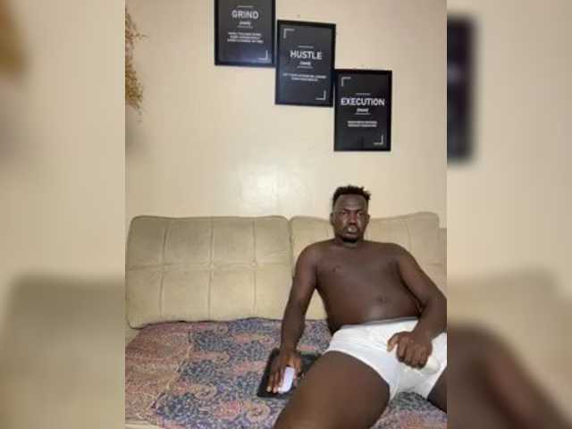 cocogustavo5 live cam on BongaCams