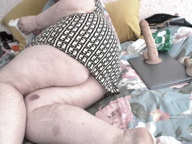 Ksenia-Cat444's BongaCams show and profile