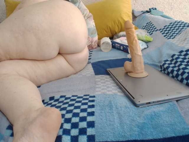 Ksenia-Cat444 live cam on BongaCams