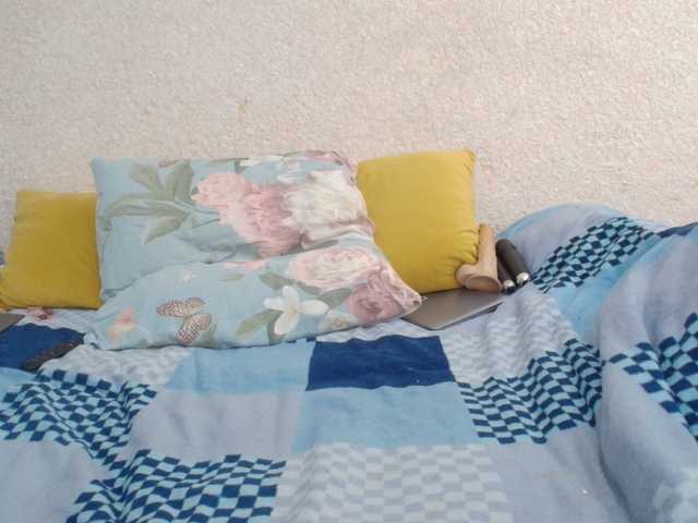 Ksenia-Cat444 live cam on BongaCams