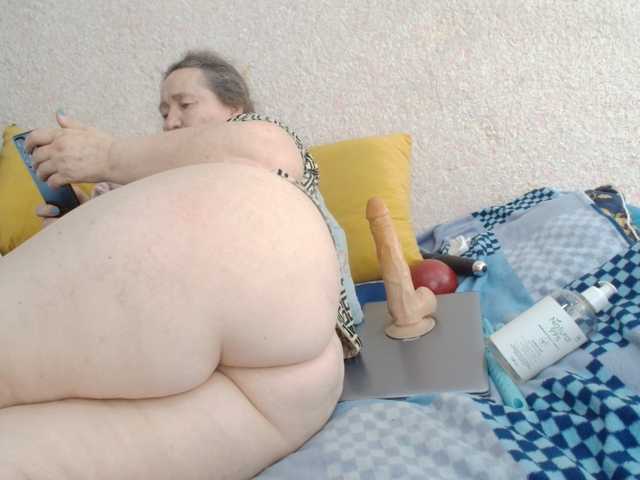 Ksenia-Cat444 live webcam show