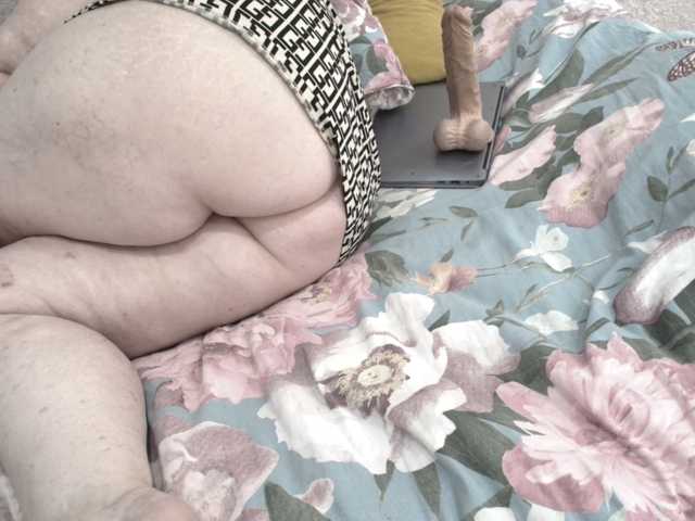 Ksenia-Cat444's BongaCams show and profile