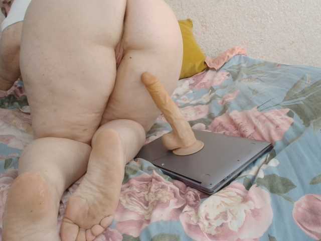 Ksenia-Cat444 live webcam show