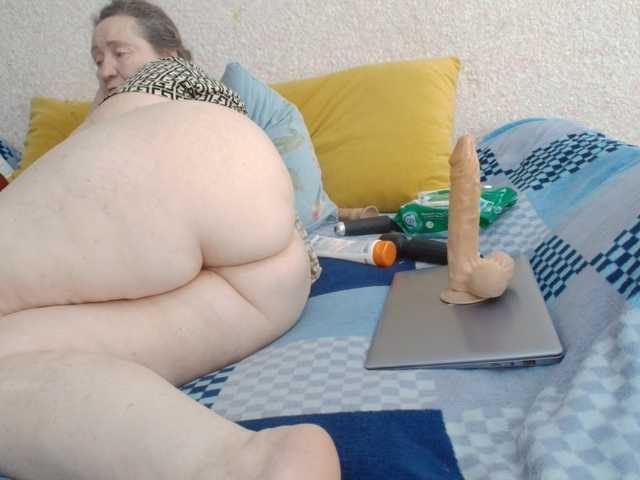 Ksenia-Cat444 live cam on BongaCams