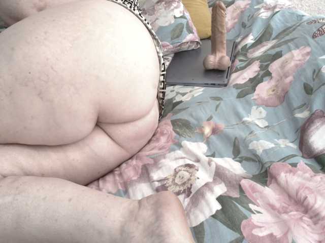 Ksenia-Cat444's BongaCams show and profile