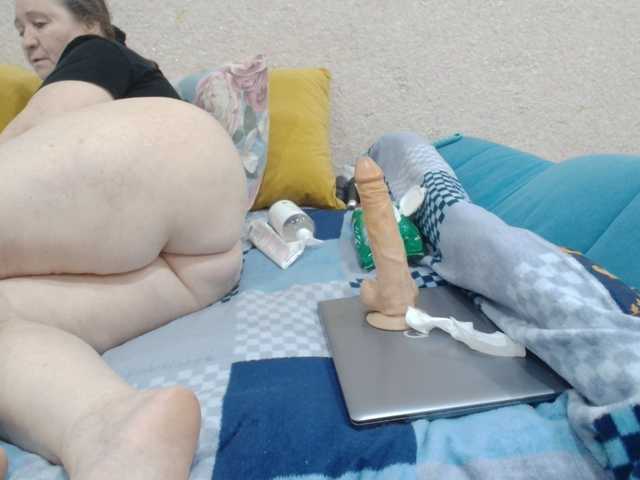 Ksenia-Cat444 live cam on BongaCams