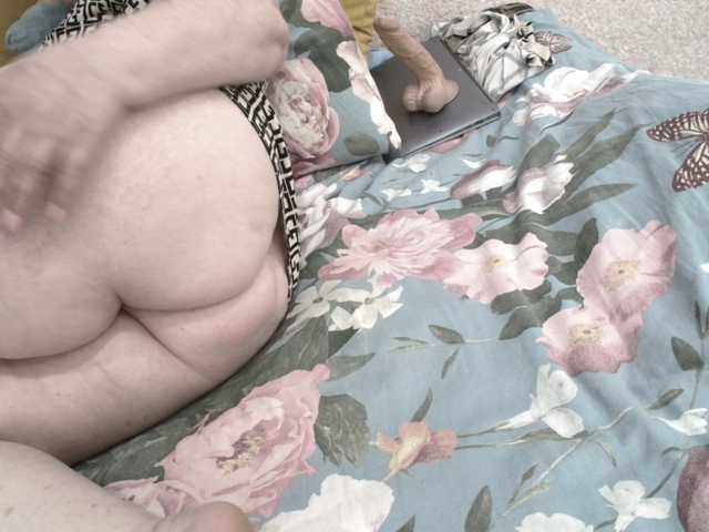 Ksenia-Cat444's BongaCams show and profile