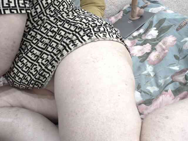 Ksenia-Cat444 webcam