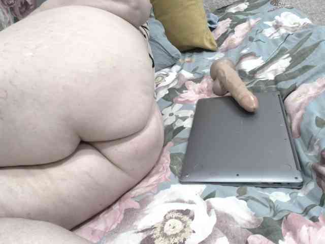 Ksenia-Cat444 webcam