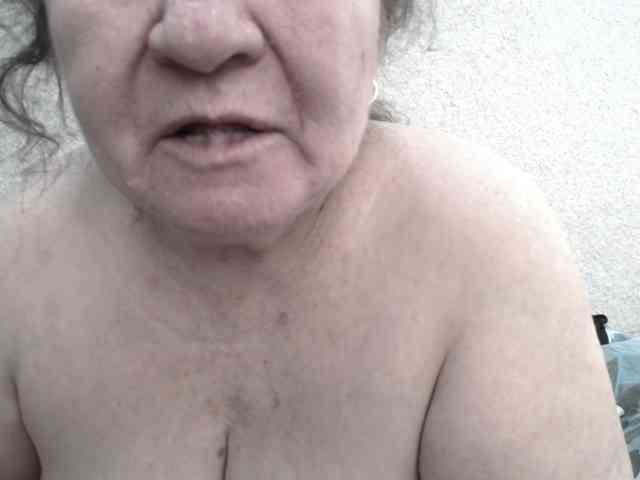 Ksenia-Cat444 webcam