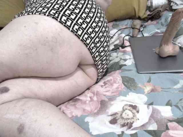 Ksenia-Cat444 webcam