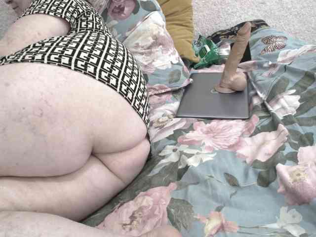 Ksenia-Cat444 webcam