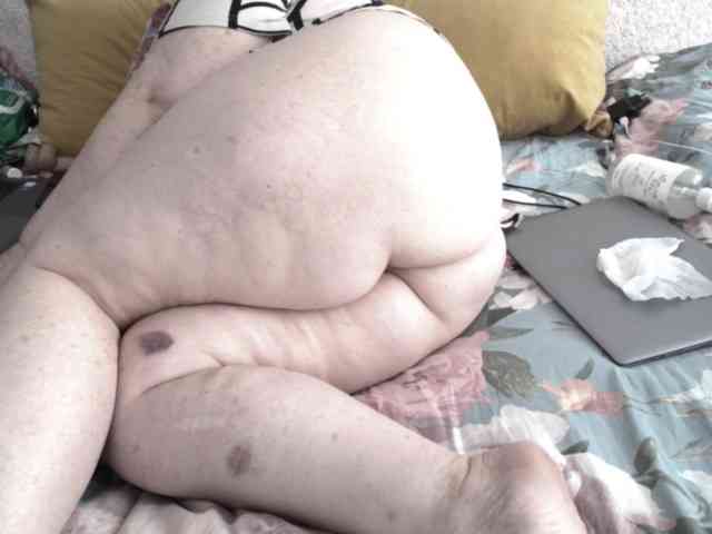 Ksenia-Cat444 webcam