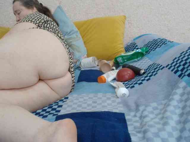 Ksenia-Cat444 Live Webcam on BongaCams